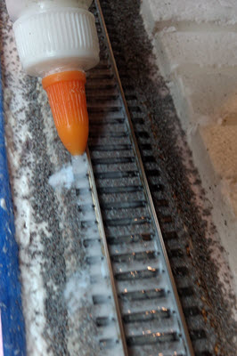 [glue outside of rails]