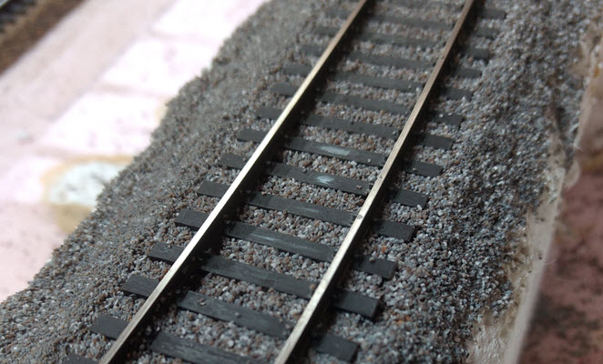 [nicely ballasted]