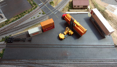 [intermodal yard]